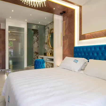 Pela Veranda Exquisite Neos Marmaras