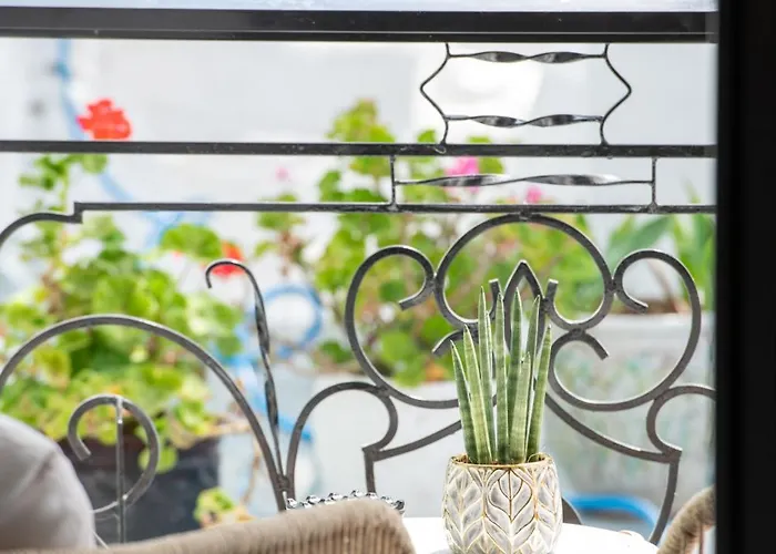 Pela Veranda Exquisite Neos Marmaras