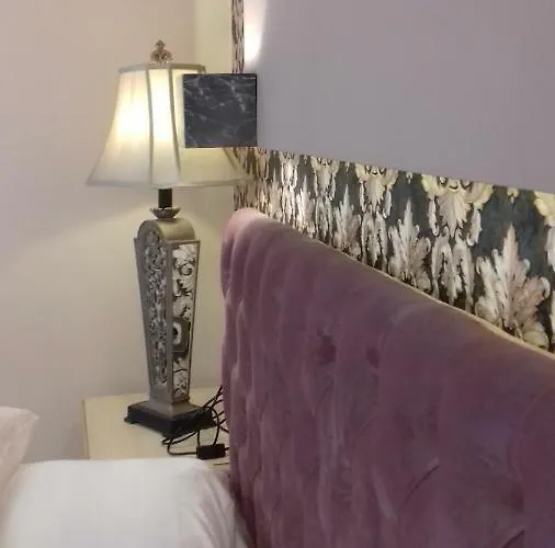 Pela Veranda Exquisite