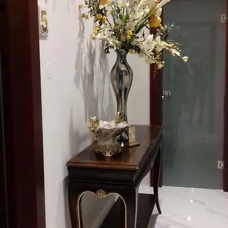 Pela Veranda Exquisite *