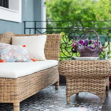 Pela Veranda Exquisite Guest house *