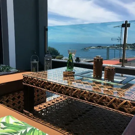 Pela Veranda Exquisite 4*
