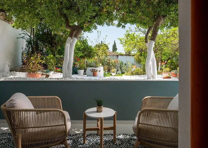 Pela Veranda Exquisite Pensiune 4*