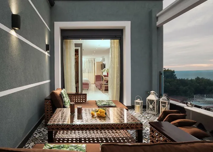 Pensiune Pela Veranda Exquisite 4*