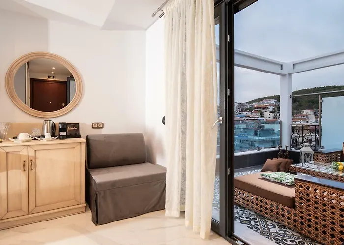 Pela Veranda Exquisite