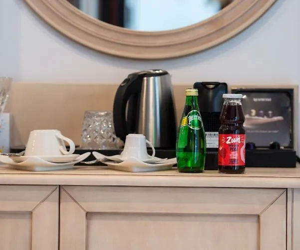 Pela Veranda Exquisite